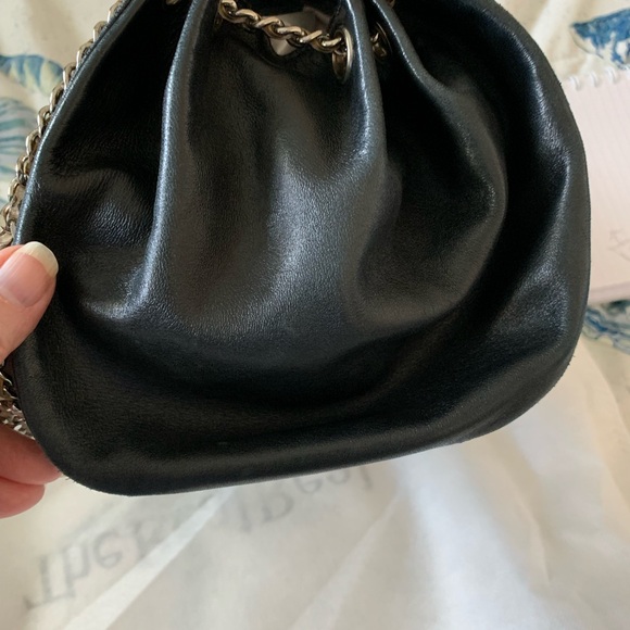 CHANEL Vintage Chocolate Bar Shoulder Bag Black & Cream Good Condition - Picture 7 of 14